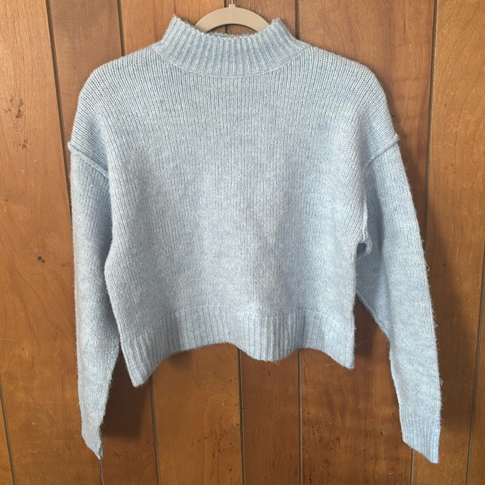 Jessica Simpson Light Blue Sweater